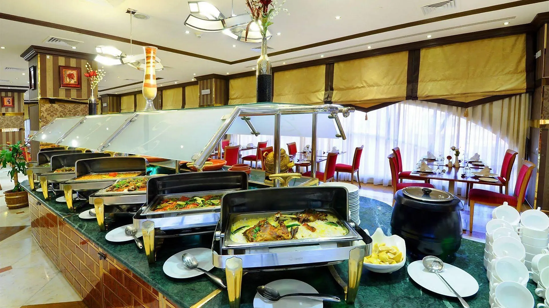 Zowar International Hotel Medina 4*,  Saudi Arabia